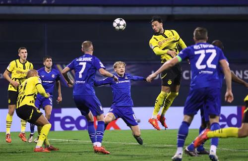 Dinamo Zagreb VS Borussia Dortmund