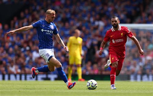 Thị trấn Ipswich vs Liverpool