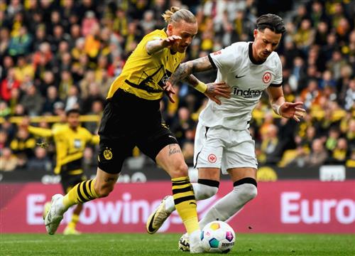 Dortmund đấu với Eintracht Frankfurt