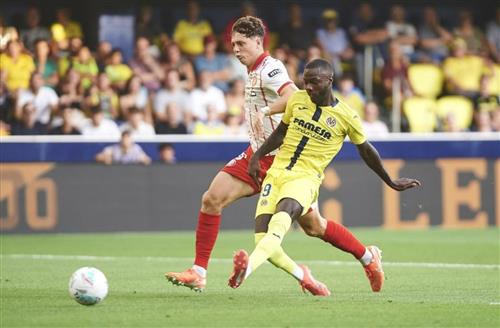 Villarreal đấu với Girona