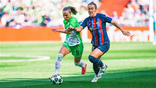 Barcelona đấu với Wolfsburg