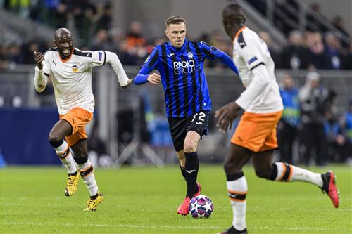 Atalanta đấu với Sampdoria