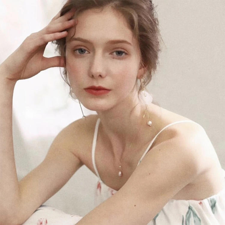 6686体育首席作者Ambrose