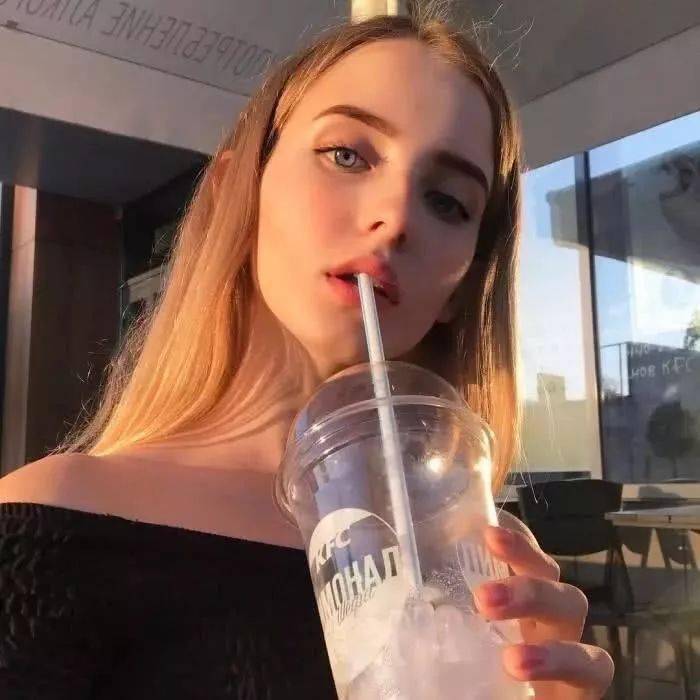 6686体育海外作者Elspeth