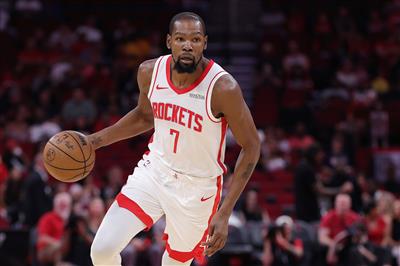 Durant: Tôi cảm thấy mình có thể thực hiện được tất cả 18 cú sút. Cảm giác thua cuộc thật khó chịu nhưng mùa giải mới chỉ bắt đầu.