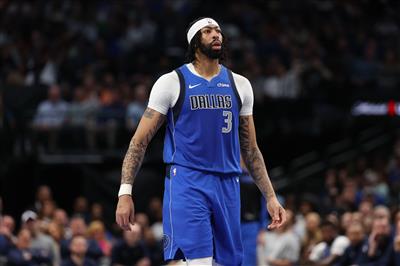 Nửa sau chậm chạp! Lông mày dày ghi được 27 điểm khi bắn 9/19, 13 rebound, 4 hỗ trợ và 2 block.