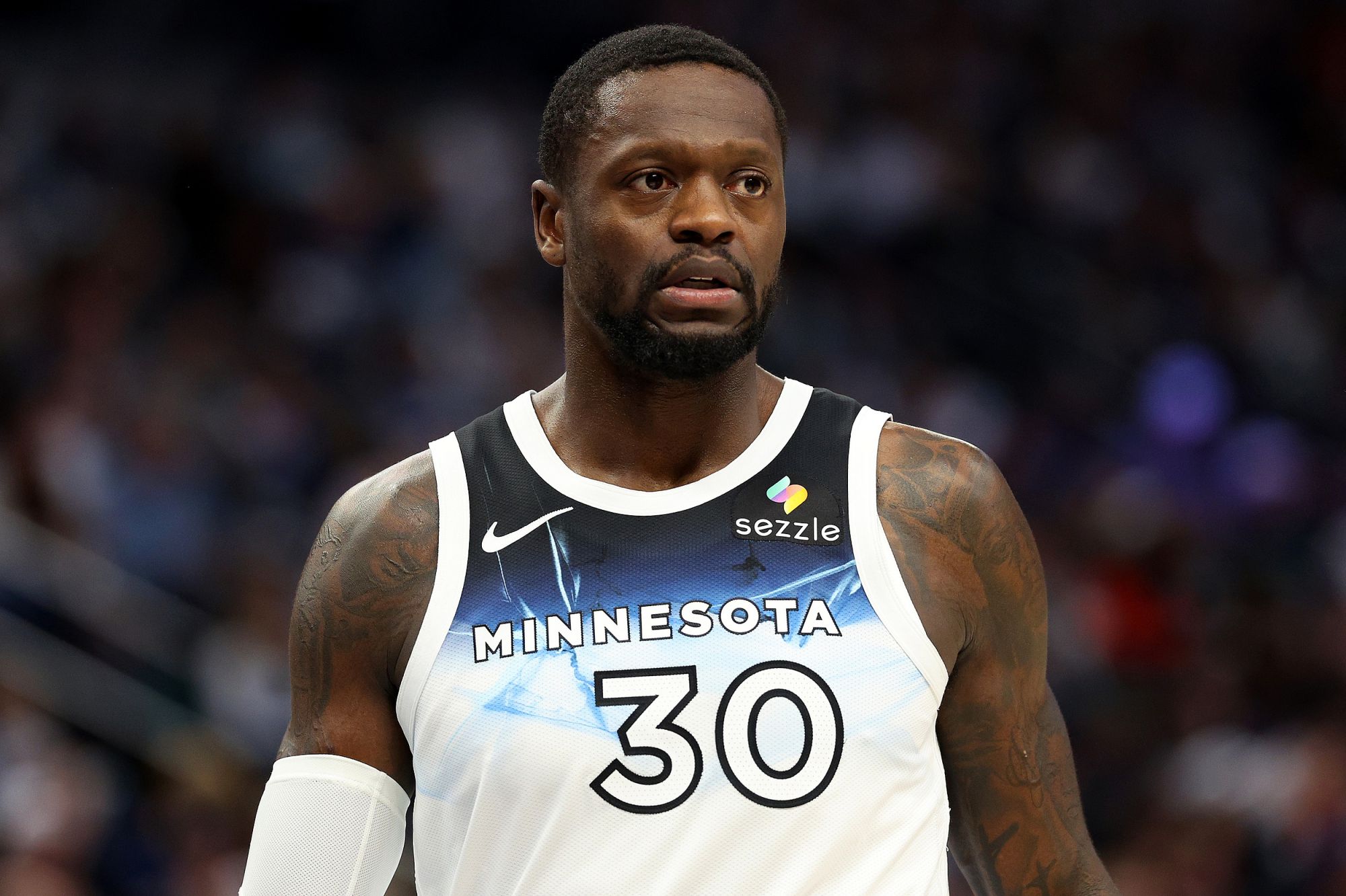 Ba thành viên của Timberwolves lập cú đúp trong hiệp đấu, nhưng Edwards chỉ có 5 điểm và 2 kiến tạo.