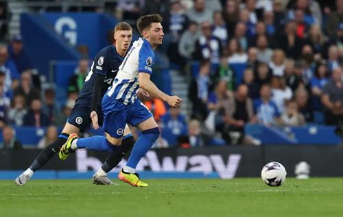 Brighton đấu với Chelsea