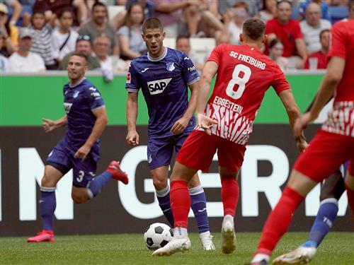 Freiburg đấu với Hoffenheim