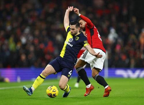 Manchester United đấu với Bournemouth