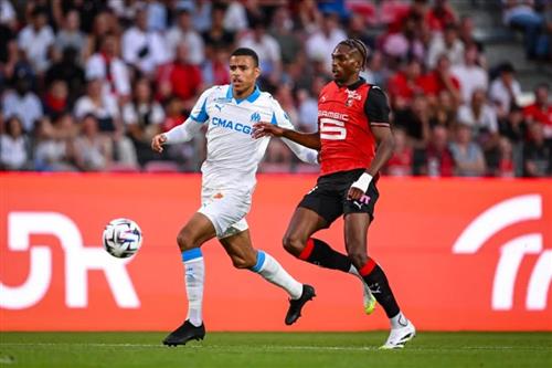 Rennes đấu với Marseille