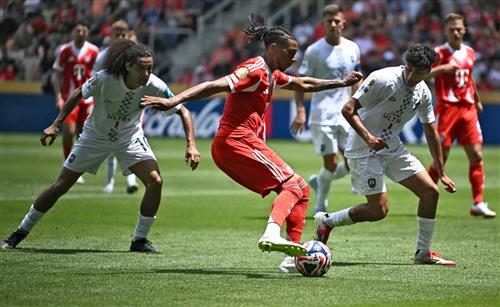 Bayern Munich vs Thành phố Auckland