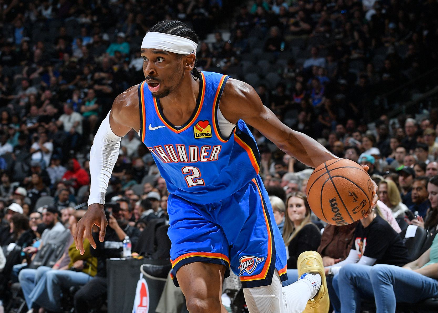 cột mốc quan trọng! Alexander đã ghi hơn 30 điểm 189 lần trong sự nghiệp Thunder của mình, đứng thứ hai trong lịch sử đội.