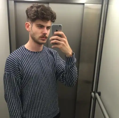 6686体育铜牌作者Brad