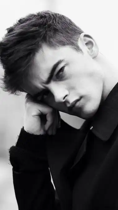 6686体育中级作者Sierra