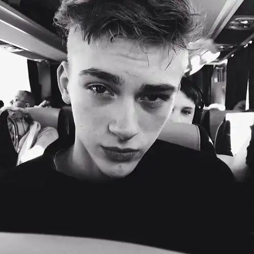 6686体育签约作者Lennox