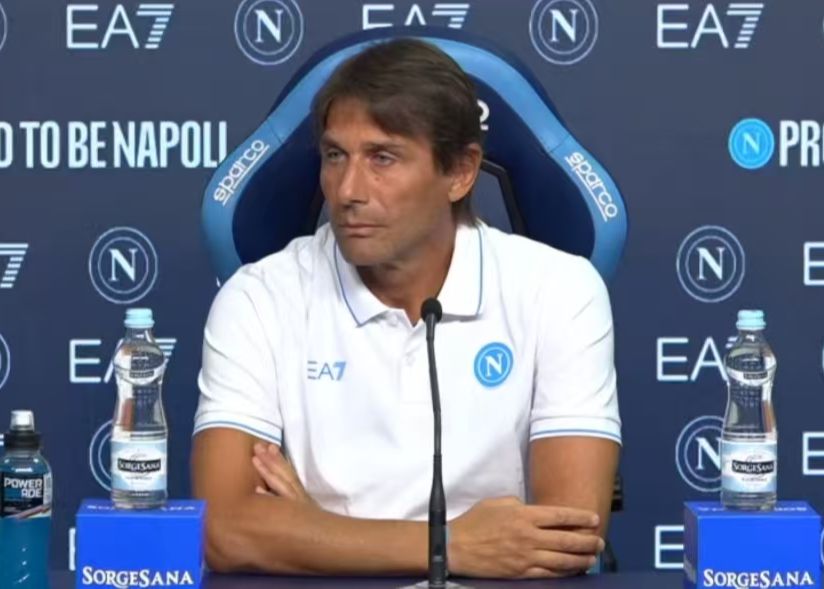 Conte: Chúng ta phải học cách chịu đựng áp lực và sẵn sàng đổ mồ hôi vì Napoli bất cứ lúc nào